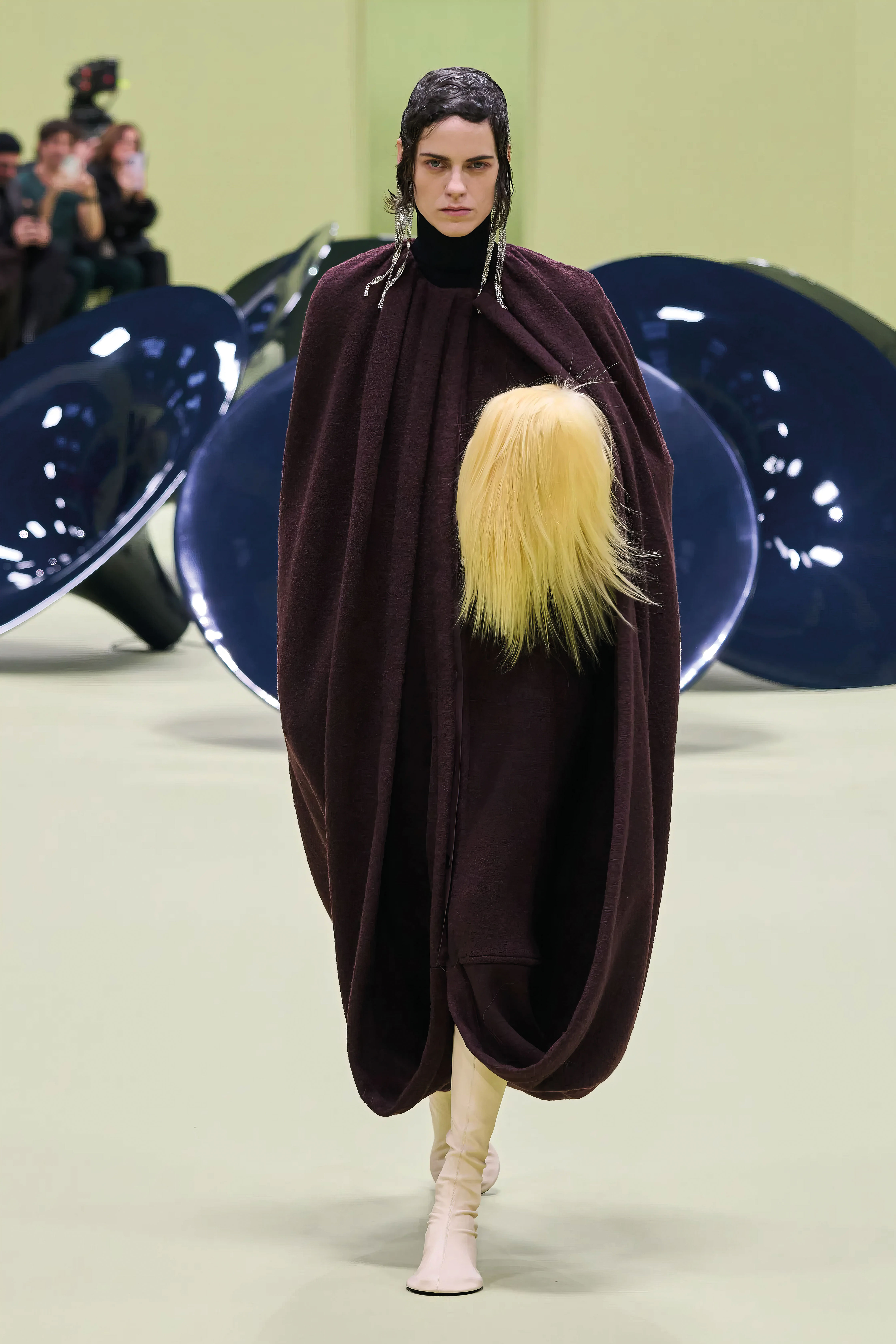 Ера змін: чому індустрія моди переживає креативну лихоманку