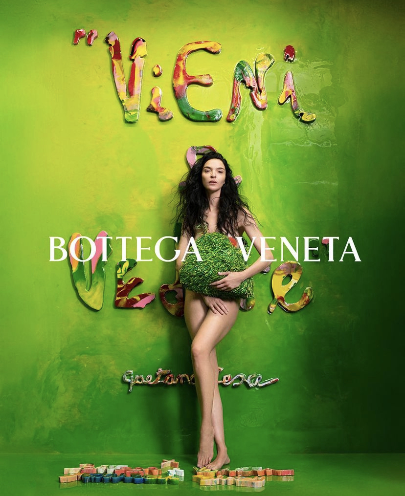 Bottega Veneta відкриває арт-виставку у Мілані